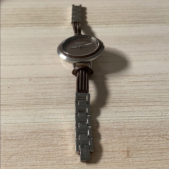 unique kenneth cole watch. - Picture 2 of 4